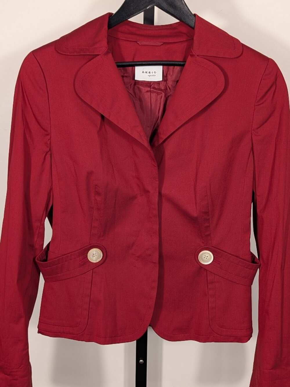 Akris Punto Red Cropped Tailored Jacket Blazer Statement Buttons | Sz